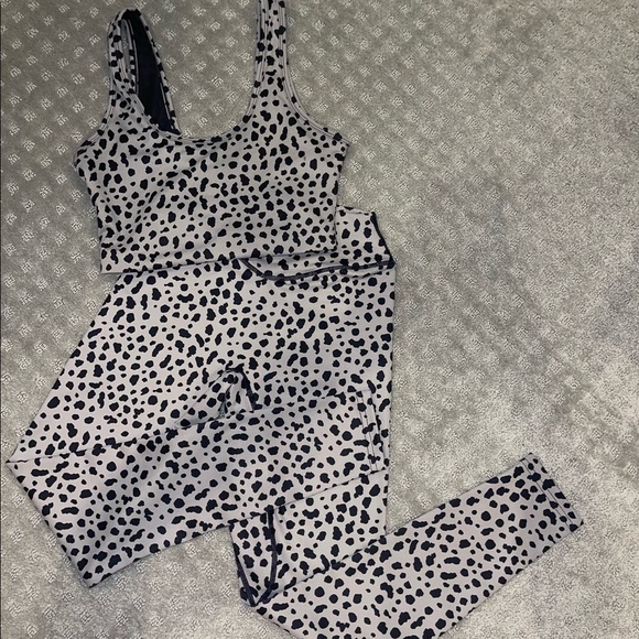 Balance Athletica bundle - Picture 2 of 6